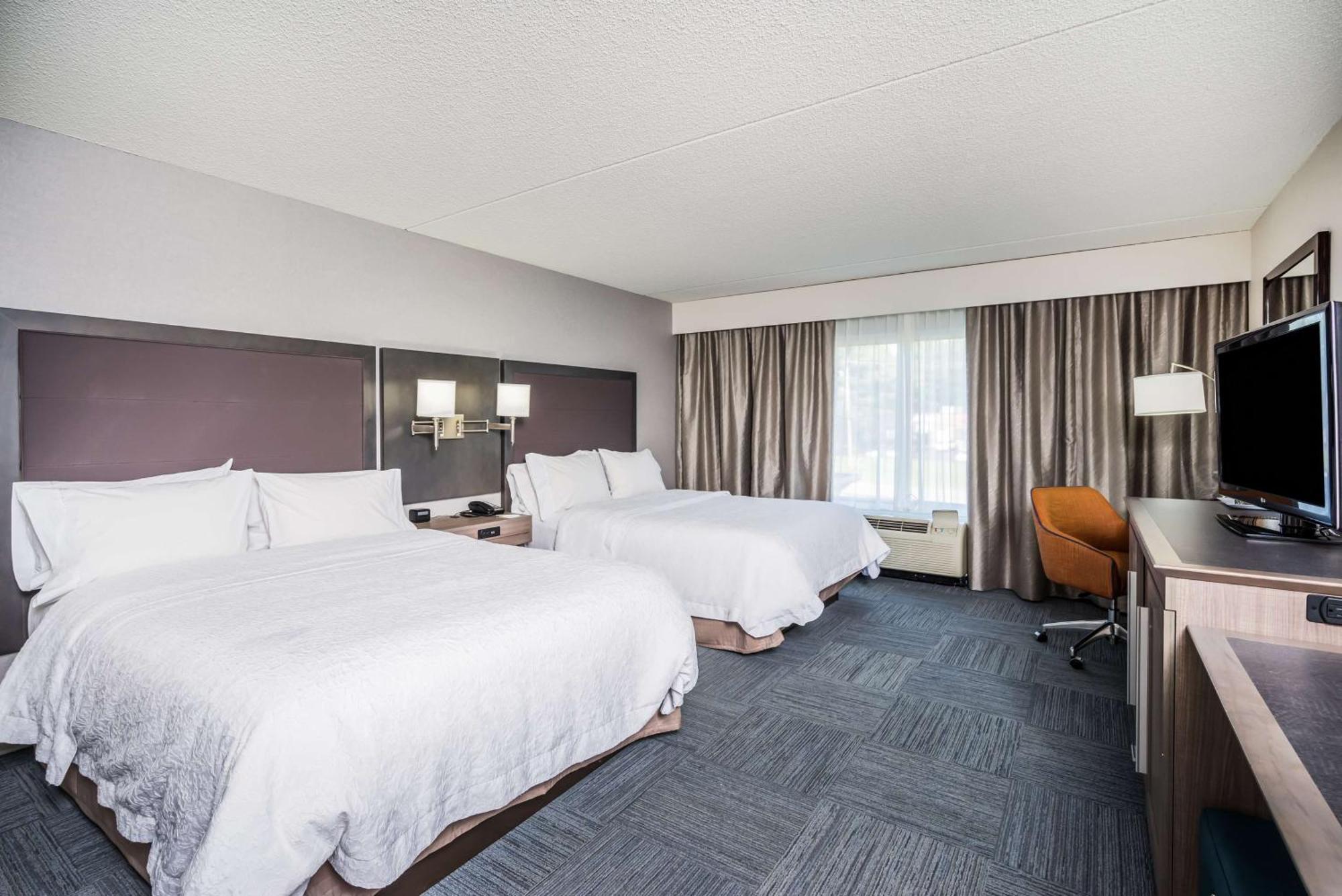 Hampton Inn Clifton Park Eksteriør billede