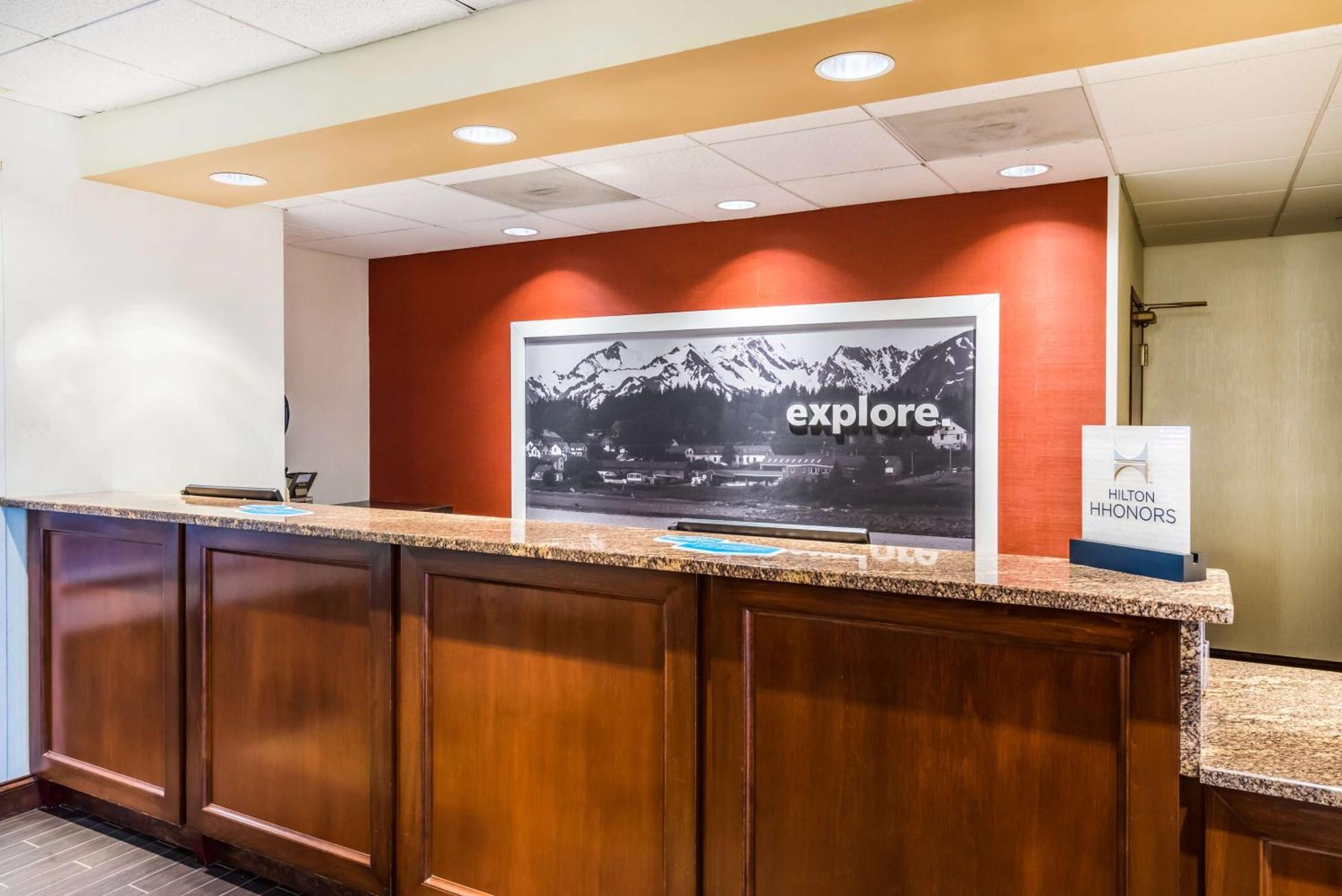 Hampton Inn Clifton Park Eksteriør billede